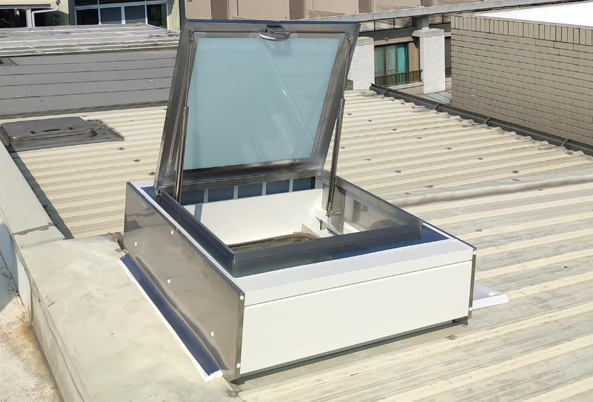 Cửa thăm trên tuyến ống gió, vị trí tiếp cận phục vụ kiểm tra và bảo trì hệ thống tại Hải Phòng